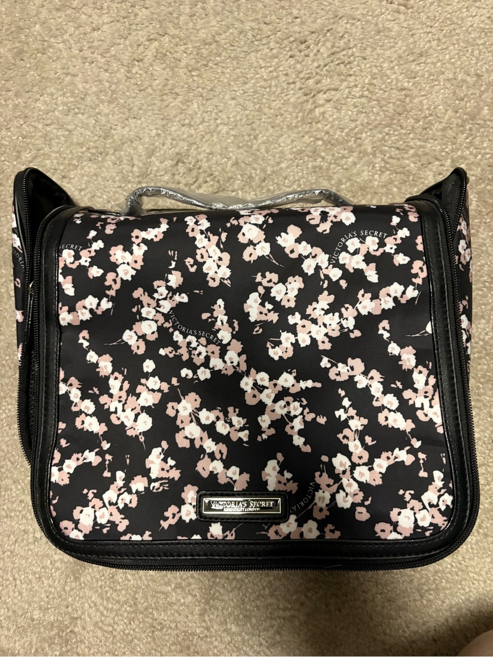 Victoria's Secret Everything Travel Hanging Case Floral Midnight Rose NWT